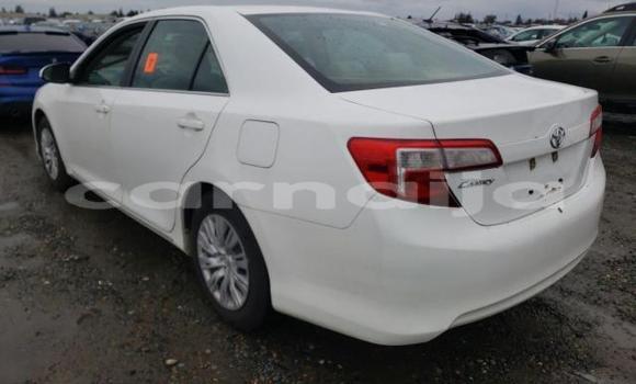 Buy New Toyota Camry White Car in Badagry in Lagos State Buy New Toyota Camry White Car in Badagry in Lagos State