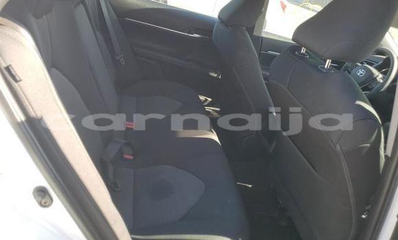 Acheter Neuf Voiture Toyota Camry Blanc à Badagry, État de Lagos Acheter Neuf Voiture Toyota Camry Blanc à Badagry, État de Lagos