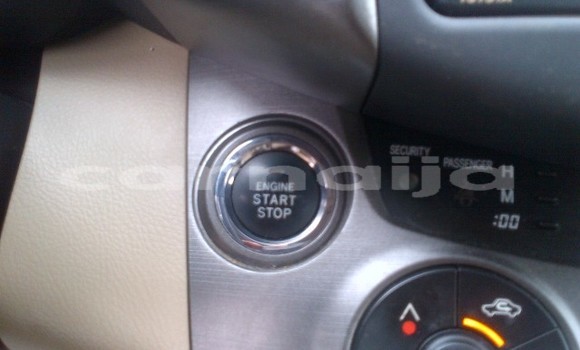 Acheter Occasion Voiture Toyota RAV4 Rouge à Abuja, État de Lagos Acheter Occasion Voiture Toyota RAV4 Rouge à Abuja, État de Lagos