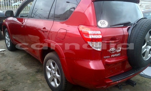 Acheter Occasion Voiture Toyota RAV4 Rouge à Abuja, État de Lagos Acheter Occasion Voiture Toyota RAV4 Rouge à Abuja, État de Lagos