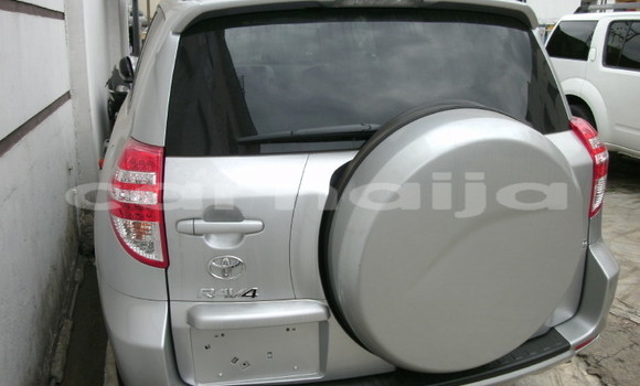 Acheter Occasion Voiture Toyota RAV4 Gris à Abuja, État de Lagos Acheter Occasion Voiture Toyota RAV4 Gris à Abuja, État de Lagos