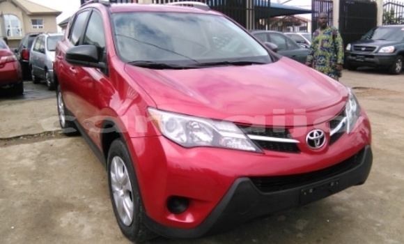 Acheter Occasion Voiture Toyota RAV4 Rouge à Abuja, État de Lagos Acheter Occasion Voiture Toyota RAV4 Rouge à Abuja, État de Lagos