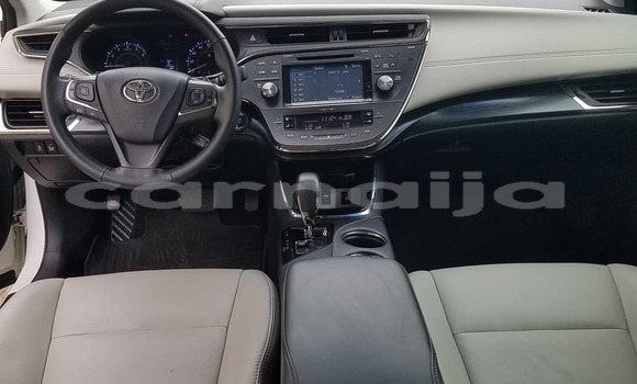 Acheter Occasion Voiture Toyota Avalon Blanc à Abuja, État de Lagos Acheter Occasion Voiture Toyota Avalon Blanc à Abuja, État de Lagos