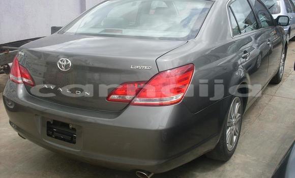Acheter Occasion Voiture Toyota Avalon Beige à Abuja, État de Lagos Acheter Occasion Voiture Toyota Avalon Beige à Abuja, État de Lagos