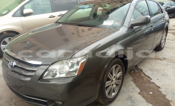 Acheter Occasion Voiture Toyota Avalon Noir à Abuja, État de Lagos