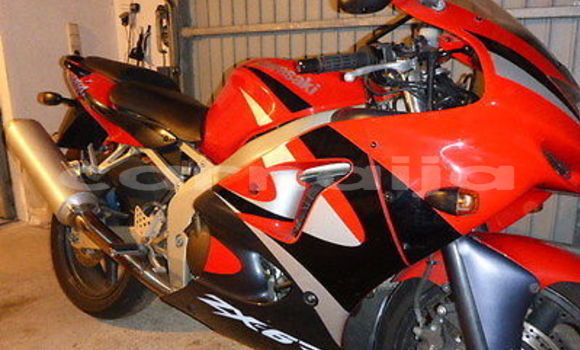 Acheter Occasion Moto Kawasaki Ninja Rouge à Abuja, État de Lagos