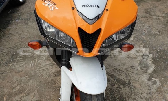 Acheter Occasion Moto Honda CA Gris à Abuja, État de Lagos Acheter Occasion Moto Honda CA Gris à Abuja, État de Lagos
