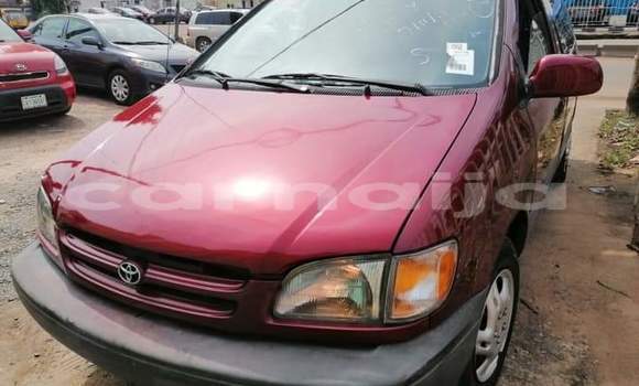 Buy Used Toyota Sienna Red Car in Aramoko–Ekiti in Ekiti State