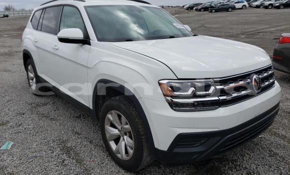Acheter Occasion Voiture Volkswagen Amarok Blanc à Badagry, État de Lagos Acheter Occasion Voiture Volkswagen Amarok Blanc à Badagry, État de Lagos