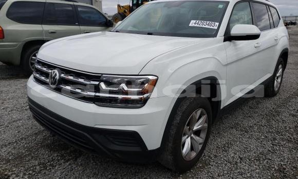 Acheter Occasion Voiture Volkswagen Amarok Blanc à Badagry, État de Lagos Acheter Occasion Voiture Volkswagen Amarok Blanc à Badagry, État de Lagos