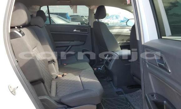 Acheter Occasion Voiture Volkswagen Amarok Blanc à Badagry, État de Lagos Acheter Occasion Voiture Volkswagen Amarok Blanc à Badagry, État de Lagos