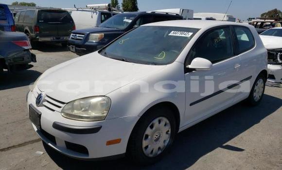 Acheter Neuf Voiture Volkswagen Routan Blanc à Badagry, État de Lagos Acheter Neuf Voiture Volkswagen Routan Blanc à Badagry, État de Lagos