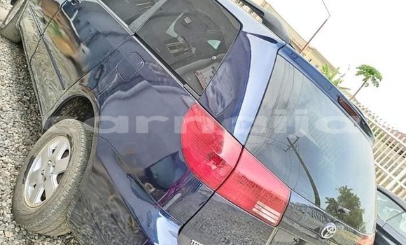 Acheter Occasion Voiture Toyota Sienna Bleu à Lagos, État de Lagos Acheter Occasion Voiture Toyota Sienna Bleu à Lagos, État de Lagos