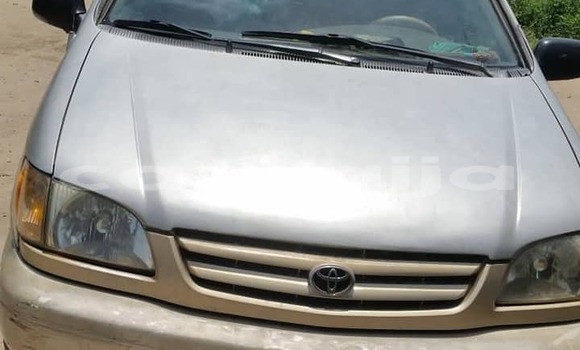 Buy Used Toyota Sienna Silver Car in Lagos in Lagos State