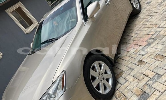 Acheter Occasion Voiture Lexus ES Gris à Lagos, État de Lagos Acheter Occasion Voiture Lexus ES Gris à Lagos, État de Lagos