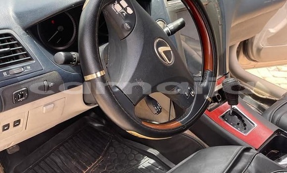 Acheter Occasion Voiture Lexus ES Gris à Lagos, État de Lagos Acheter Occasion Voiture Lexus ES Gris à Lagos, État de Lagos