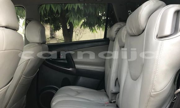 Buy Used Toyota RAV4 Silver Car in Lagos in Lagos State Buy Used Toyota RAV4 Silver Car in Lagos in Lagos State