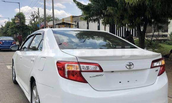 Buy Used Toyota Camry White Car in Lagos in Lagos State Buy Used Toyota Camry White Car in Lagos in Lagos State
