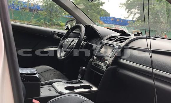 Buy Used Toyota Camry White Car in Lagos in Lagos State Buy Used Toyota Camry White Car in Lagos in Lagos State