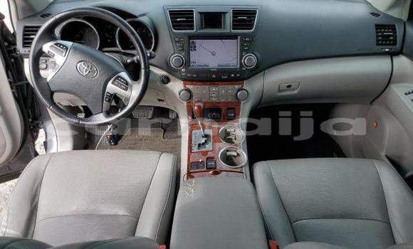 Buy New Toyota Highlander Black Car in Badagry in Lagos State Buy New Toyota Highlander Black Car in Badagry in Lagos State