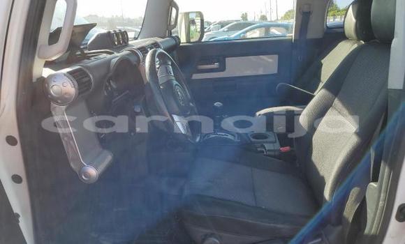 Buy New Toyota FJ Cruiser Silver Car in Badagry in Lagos State Buy New Toyota FJ Cruiser Silver Car in Badagry in Lagos State