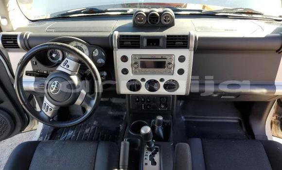 Buy New Toyota FJ Cruiser Silver Car in Badagry in Lagos State Buy New Toyota FJ Cruiser Silver Car in Badagry in Lagos State