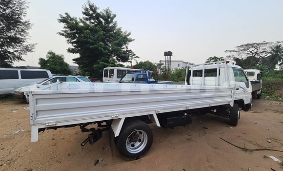 Acheter Neuf Utilitaire Toyota Dyna Blanc à Abaji, Territoire de la capitale fédérale Acheter Neuf Utilitaire Toyota Dyna Blanc à Abaji, Territoire de la capitale fédérale
