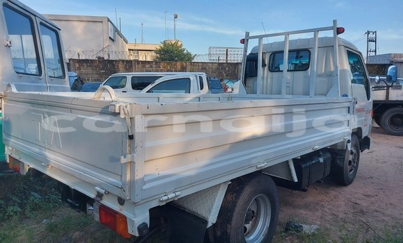 Acheter Neuf Utilitaire Toyota Dyna Blanc à Ogu, Rivers State Acheter Neuf Utilitaire Toyota Dyna Blanc à Ogu, Rivers State