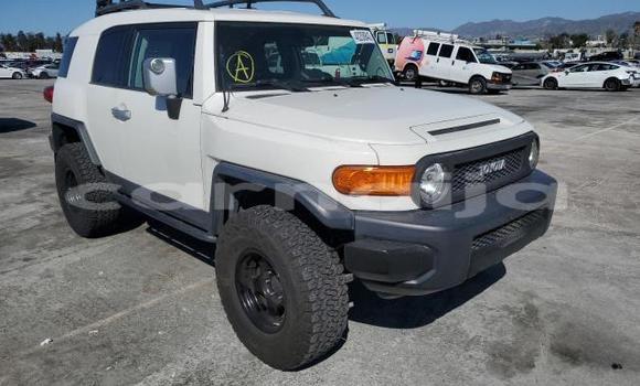 Acheter Neuf Voiture Toyota FJ Cruiser Blanc à Badagry, État de Lagos Acheter Neuf Voiture Toyota FJ Cruiser Blanc à Badagry, État de Lagos