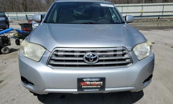 Buy New Toyota Highlander Silver Car in Badagry in Lagos State
