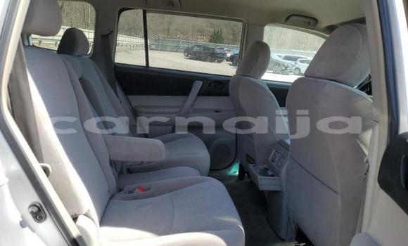 Buy New Toyota Highlander Silver Car in Badagry in Lagos State Buy New Toyota Highlander Silver Car in Badagry in Lagos State