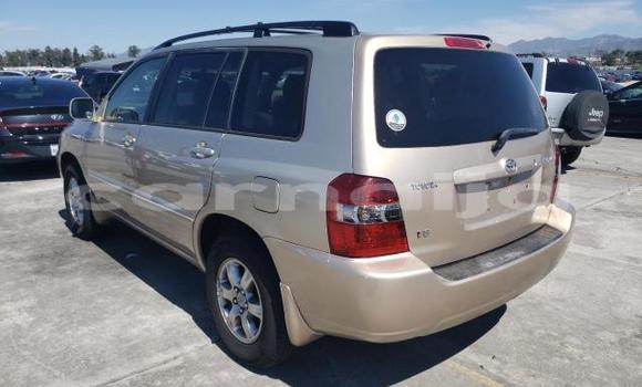 Buy New Toyota Highlander Beige Car in Badagry in Lagos State Buy New Toyota Highlander Beige Car in Badagry in Lagos State