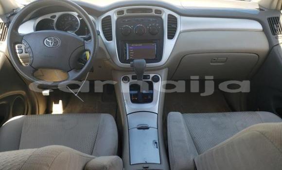 Buy New Toyota Highlander Beige Car in Badagry in Lagos State Buy New Toyota Highlander Beige Car in Badagry in Lagos State