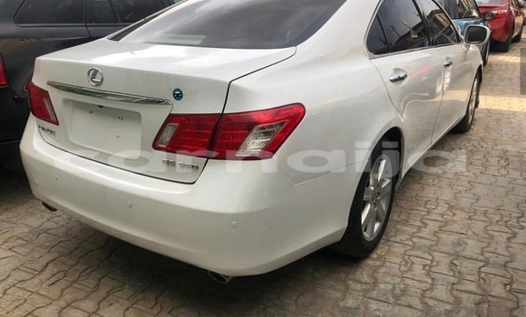 Acheter Occasion Voiture Lexus ES Blanc à Lagos, État de Lagos Acheter Occasion Voiture Lexus ES Blanc à Lagos, État de Lagos