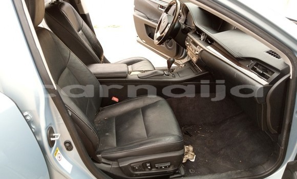 Acheter Occasion Voiture Lexus ES Beige à Port Harcourt, Rivers State Acheter Occasion Voiture Lexus ES Beige à Port Harcourt, Rivers State