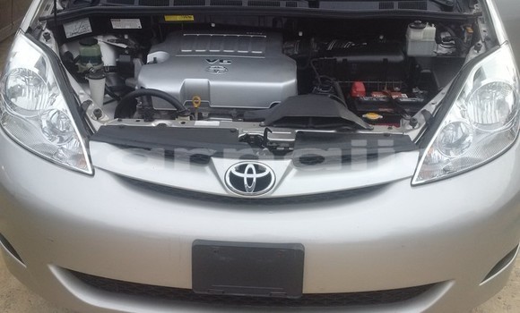 Acheter Occasion Voiture Toyota Sienna Gris à Abuja, État de Lagos Acheter Occasion Voiture Toyota Sienna Gris à Abuja, État de Lagos