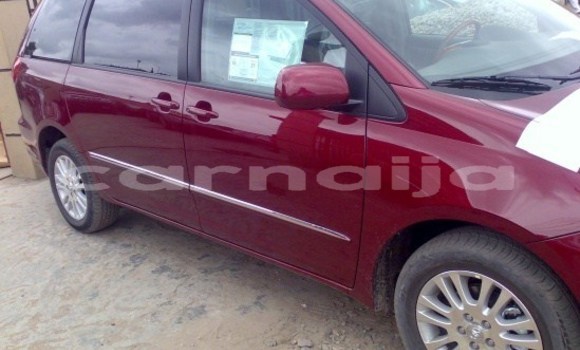 Buy Used Toyota Sienna Red Car in Lagos in Lagos State Buy Used Toyota Sienna Red Car in Lagos in Lagos State