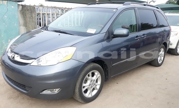 Acheter Occasion Voiture Toyota Sienna Noir à Lagos, État de Lagos Acheter Occasion Voiture Toyota Sienna Noir à Lagos, État de Lagos