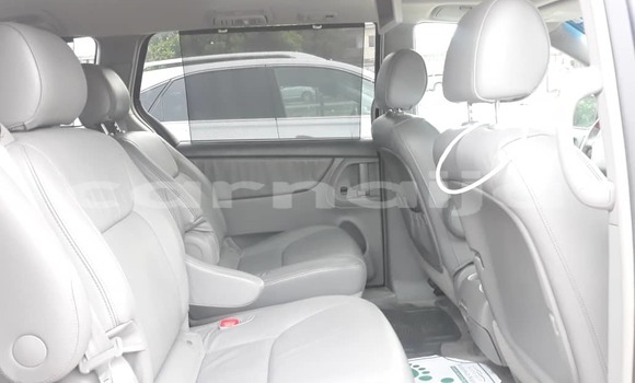 Acheter Occasion Voiture Toyota Sienna Noir à Lagos, État de Lagos Acheter Occasion Voiture Toyota Sienna Noir à Lagos, État de Lagos