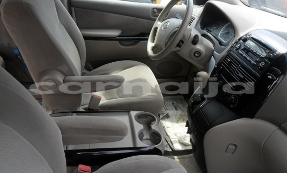 Buy Used Toyota Sienna Brown Car in Abuja in Lagos State Buy Used Toyota Sienna Brown Car in Abuja in Lagos State