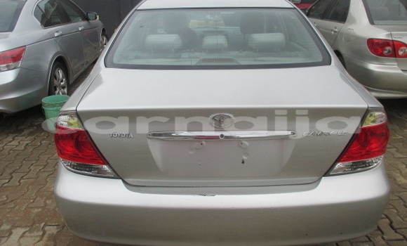 Acheter Occasion Voiture Toyota Camry Gris à Lagos, État de Lagos Acheter Occasion Voiture Toyota Camry Gris à Lagos, État de Lagos