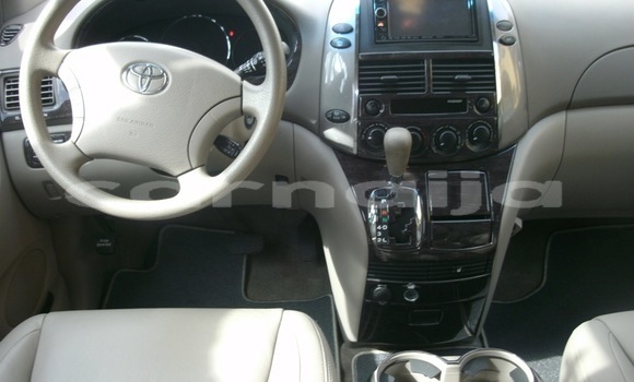 Acheter Occasion Voiture Toyota Sienna Noir à Lagos, État de Lagos Acheter Occasion Voiture Toyota Sienna Noir à Lagos, État de Lagos