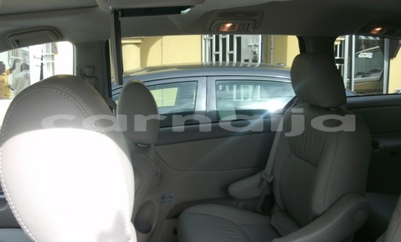 Acheter Occasion Voiture Toyota Sienna Noir à Lagos, État de Lagos Acheter Occasion Voiture Toyota Sienna Noir à Lagos, État de Lagos
