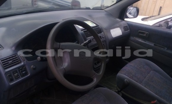 Acheter Occasion Voiture Toyota Picnic Bleu à Lagos, État de Lagos Acheter Occasion Voiture Toyota Picnic Bleu à Lagos, État de Lagos