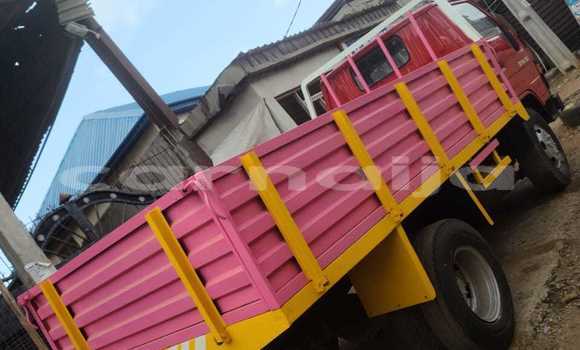 Acheter Import Utilitaire Toyota Dyna Rouge à Daura, Katsina