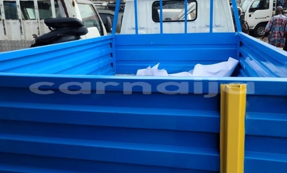 Acheter Import Utilitaire Toyota Dyna Bleu à Daura, Katsina Acheter Import Utilitaire Toyota Dyna Bleu à Daura, Katsina