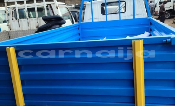 Acheter Import Utilitaire Toyota Dyna Bleu à Daura, Katsina Acheter Import Utilitaire Toyota Dyna Bleu à Daura, Katsina