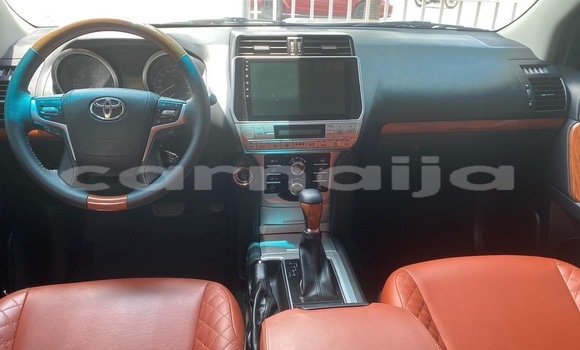 Acheter Import Voiture Toyota Land Cruiser Prado Gris à Daura, Katsina Acheter Import Voiture Toyota Land Cruiser Prado Gris à Daura, Katsina