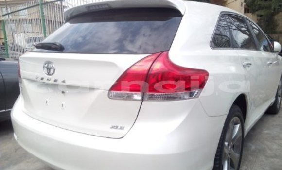 Acheter Import Voiture Toyota Venza Blanc à Lagos, État de Lagos Acheter Import Voiture Toyota Venza Blanc à Lagos, État de Lagos
