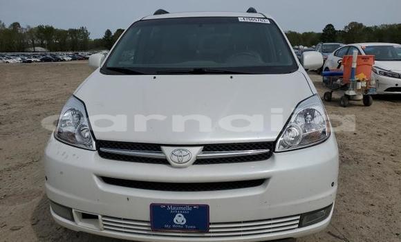 Acheter Neuf Voiture Toyota Sienna Blanc à Badagry, État de Lagos